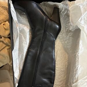 Michael by Michael Shannon Women's Black Leather Boots, Size 8.5 M